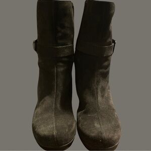 La Canadienne Gray/Brown Suede Heeled Boots Buckle size 9;